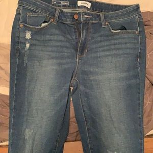 Sonoma skinny jeans with distressed knees